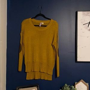 Adorable elbow patch yellow sweater